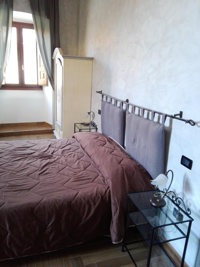 B&B Palazzo Cappa L'Aquila Bagian luar foto