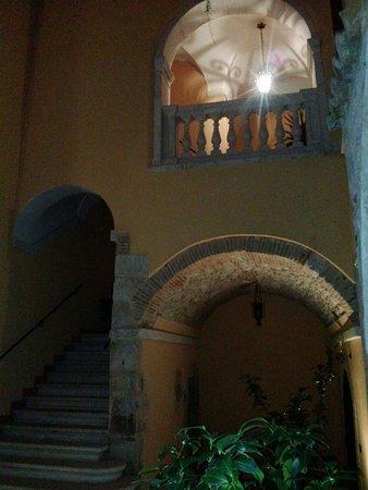 B&B Palazzo Cappa L'Aquila Bagian luar foto